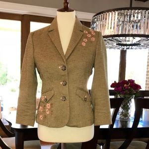 Stylish American Eagle 3 Quarter Sleeved Jacket